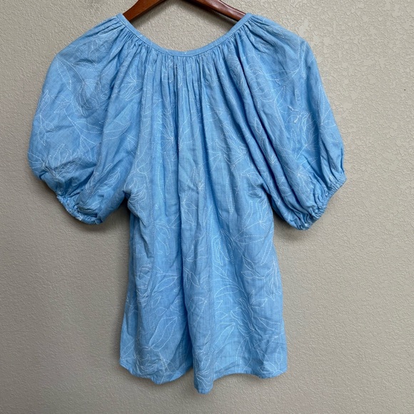 Never A Wallflower Light Blue Embroidered Puff Sleeve Peasant Top Women’s XS - Picture 2 of 6